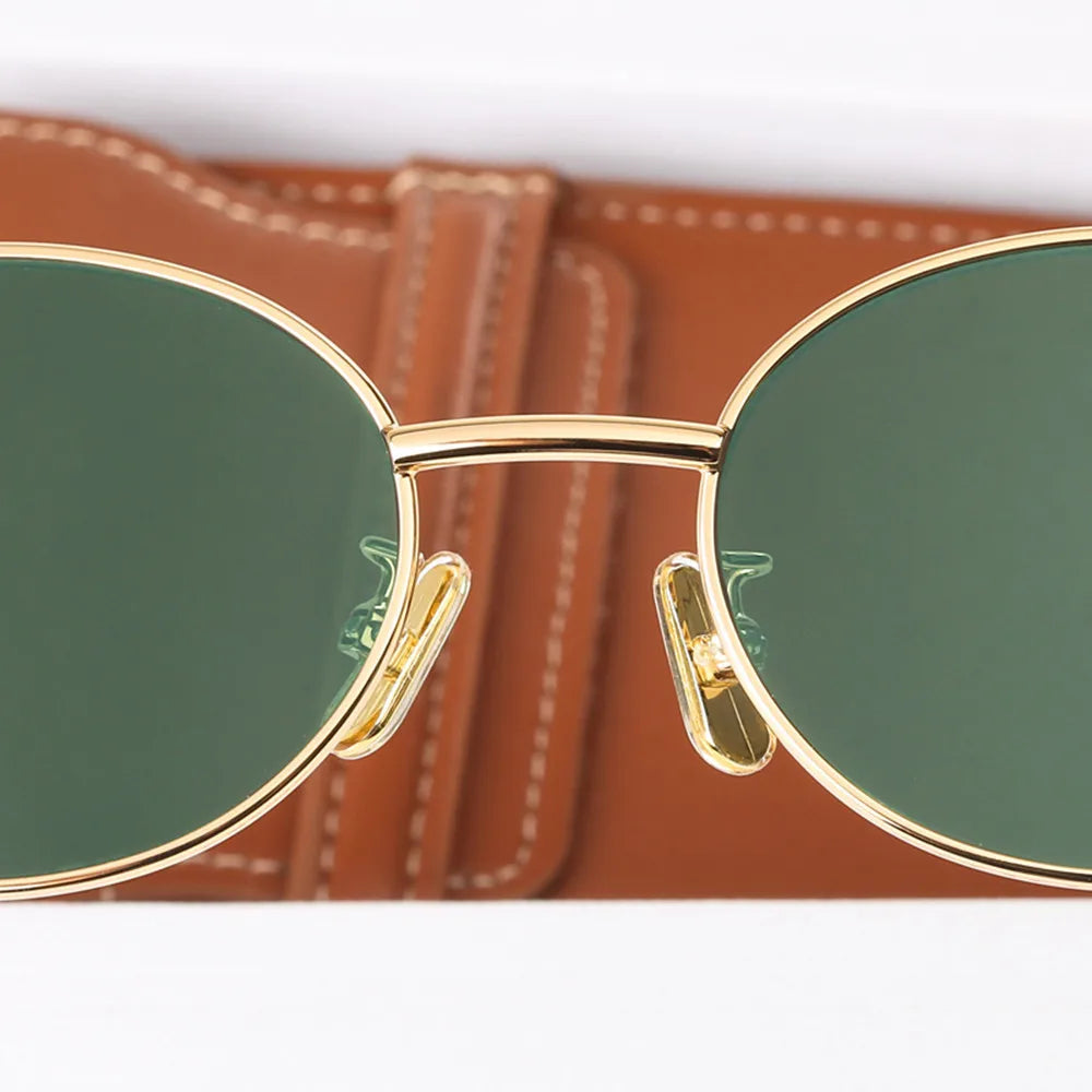 Isla Women's Sunglasses | Elegant Design, UV Protection, Lightweight 4